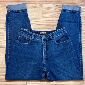 COPY - VINTAGE Blue Age high waisted tappered leg mom jeans